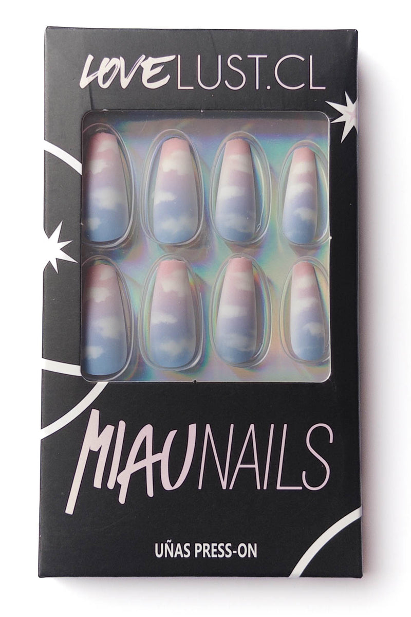 Uñas Press On Nubes Pastel