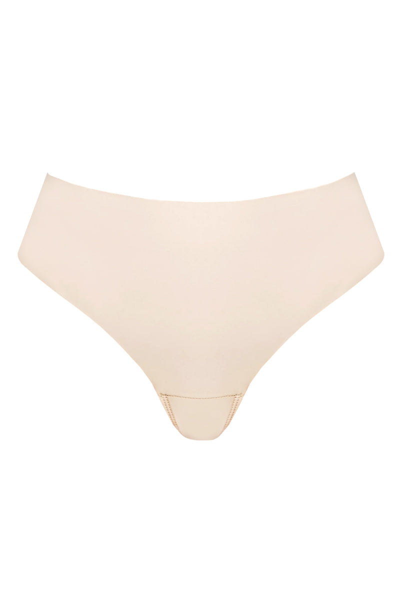 Colaless Paz Tiro Alto Nude